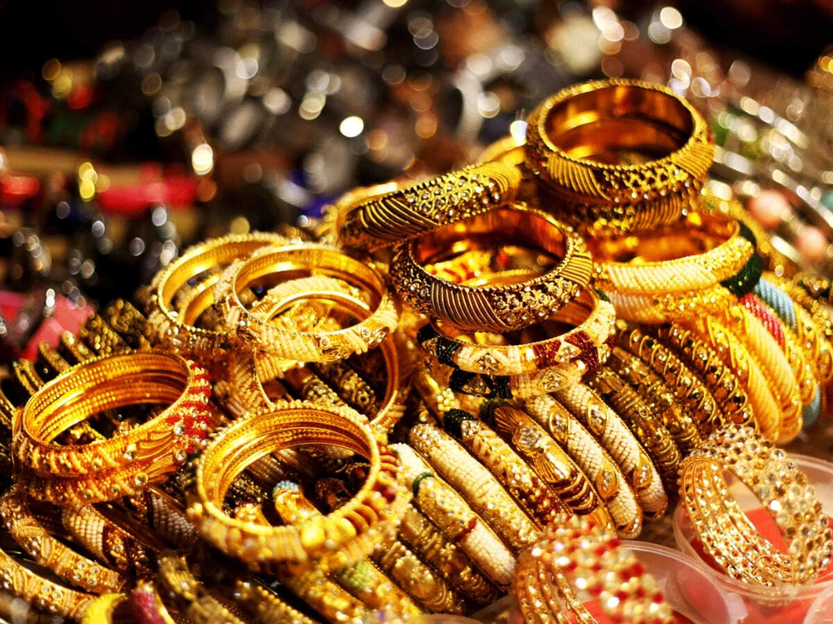 Gold loan market reaches Rs 18.6 lakh crore, targets Rs 30 lakh crore by FY28