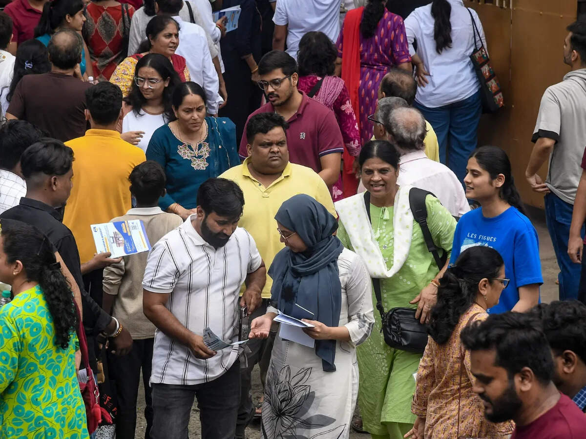 ​Nearly 250 districts have over 25% youth out of work, education