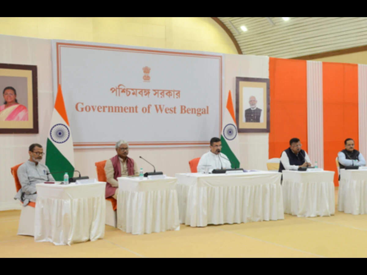 West Bengal government is considering adopting the public-private partnership (PPP) model for running the 4,133 state-run schools in the state, which do not have a single student though there are teachers on the panel.