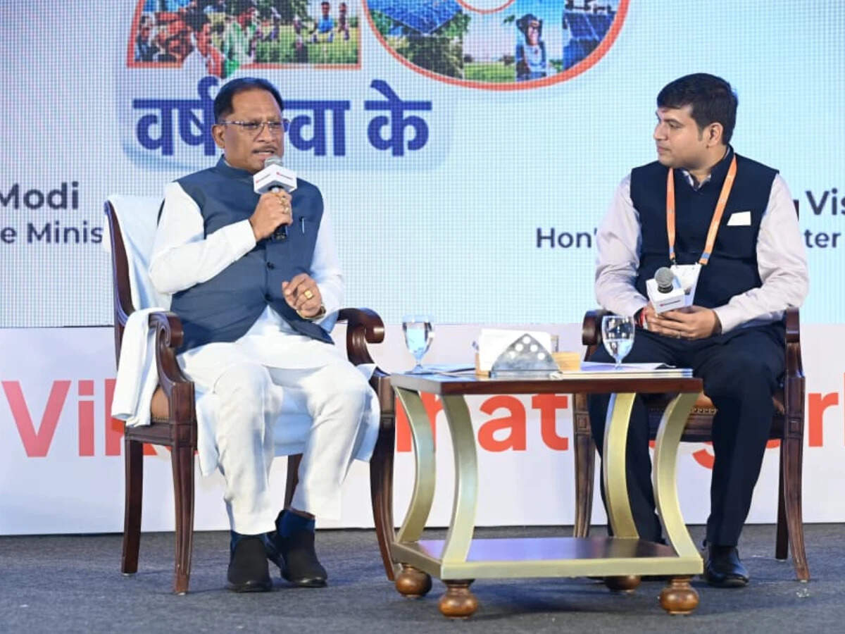 CM Shri Vishnu Deo Sai presents the vision of Viksit Chhattisgarh 2047 at the 'Seva Sankalp' dialogue