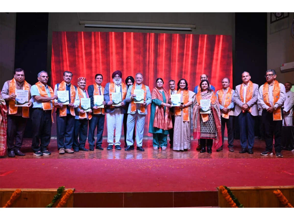 Himachal Governor unveils 100-day youth development roadmap for ‘Viksit Bharat @2047’ at Dr YS Parmar University