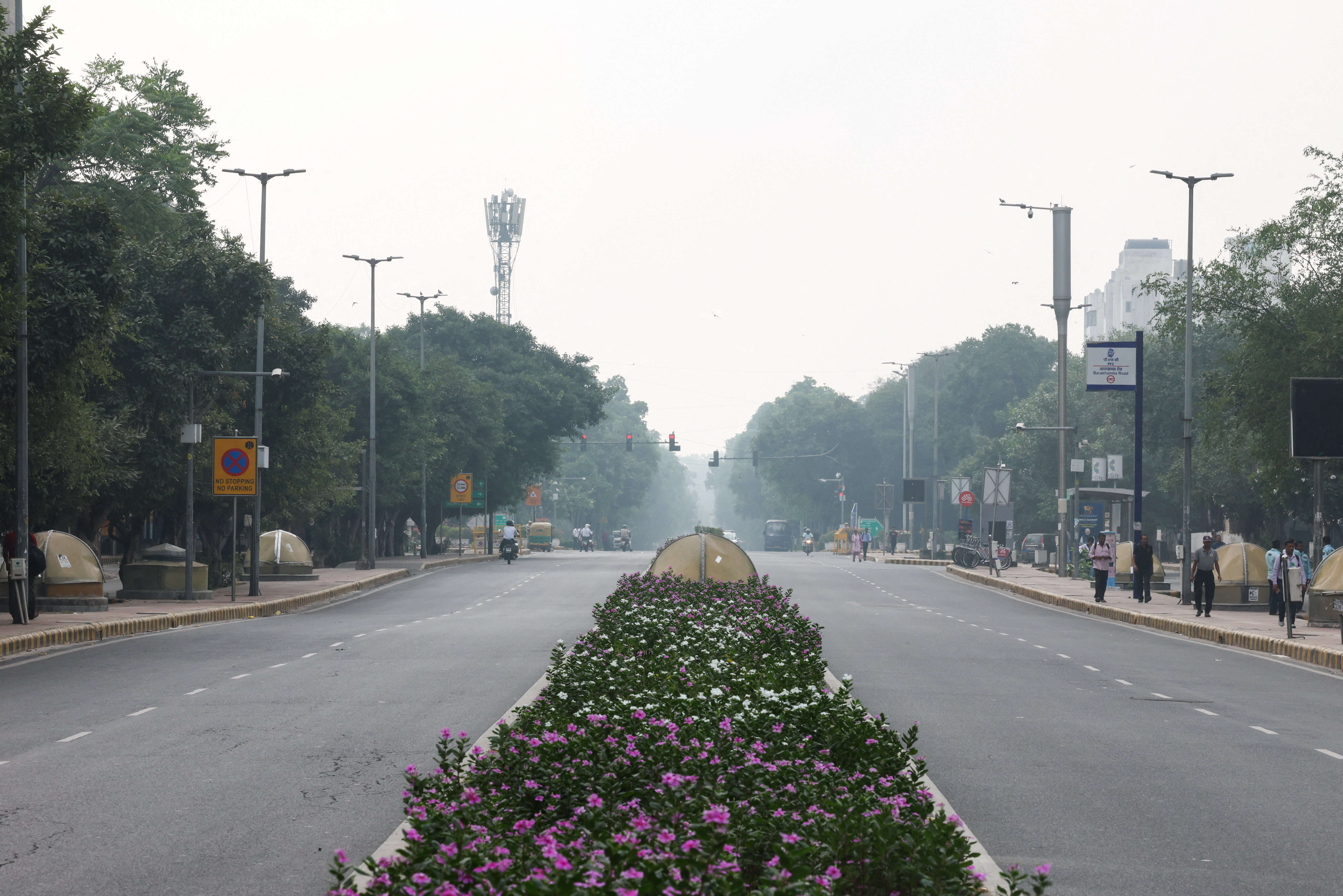 Delhi's Innovative Plan for Pedestrian-Only Shadow Roads, ETInfra