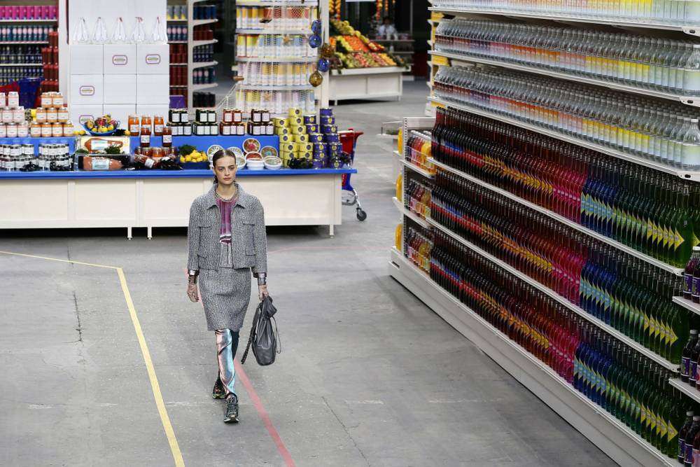 Stories in Pictures: Chanel Grocery Runway Show, Paris, ET Retail