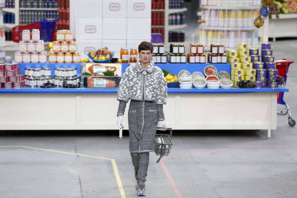 Stories in Pictures: Chanel Grocery Runway Show, Paris, ET Retail