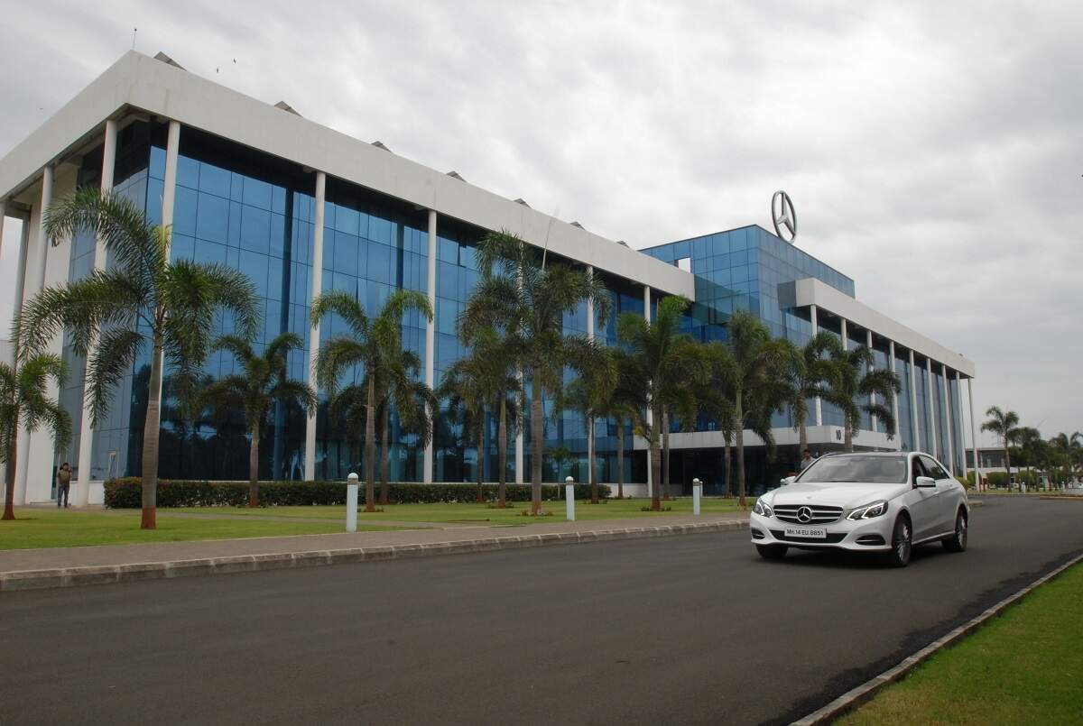 Inside Mercedes' Pune plant: How recently added GLA is produced - Manufacturing  facility at Chakan- Corporate office | ET Auto