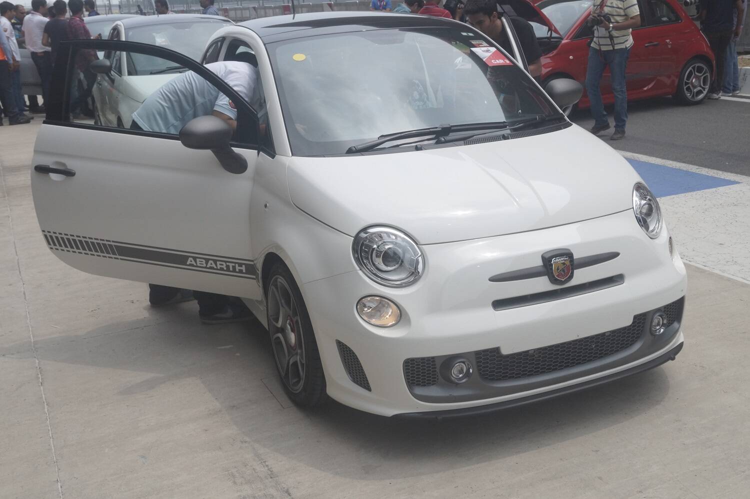 Iridato White