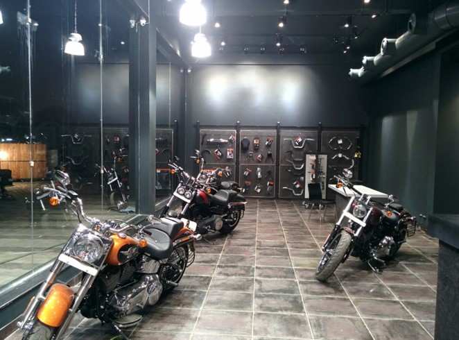 Harley davidson store near best sale me now