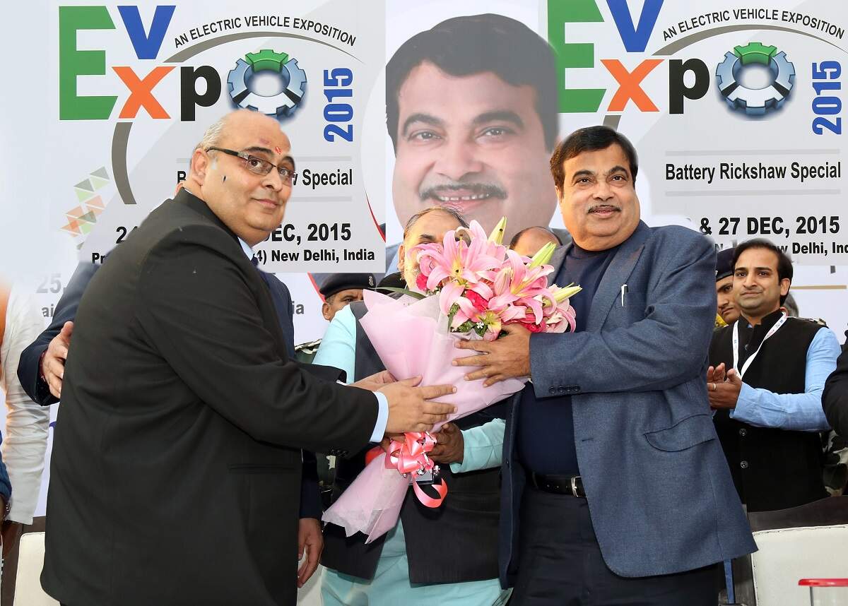 Nitin Gadkari, Minister for Road Transport & Highways with Rajiv Arora, Organiser EV-Expo