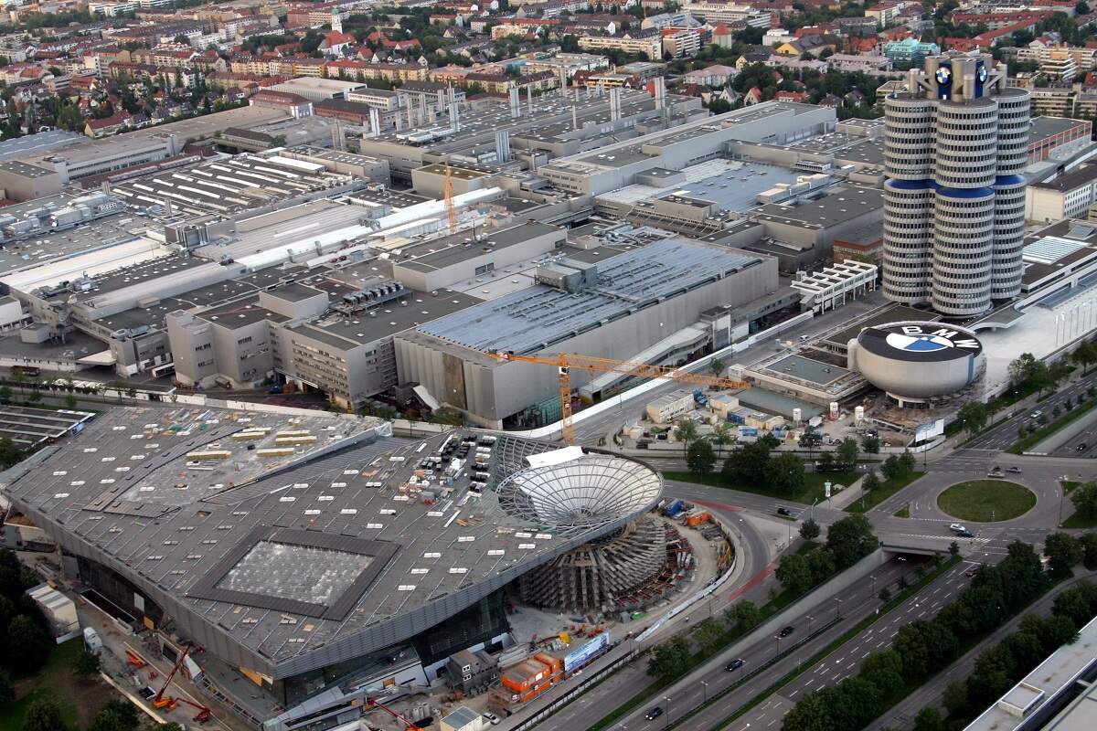 1916 - 1922 (Establishment of BMW)
