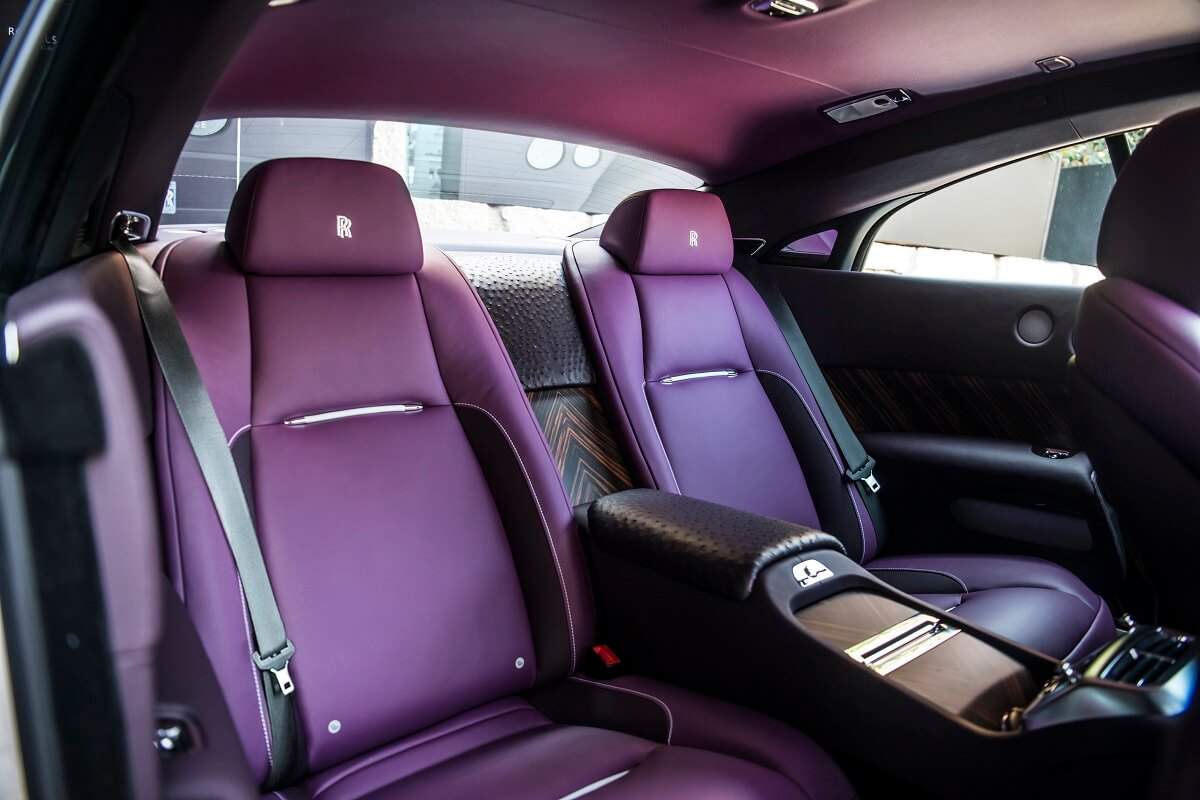 Take A Look At Rolls Royce S Emerald Embellished Dawn