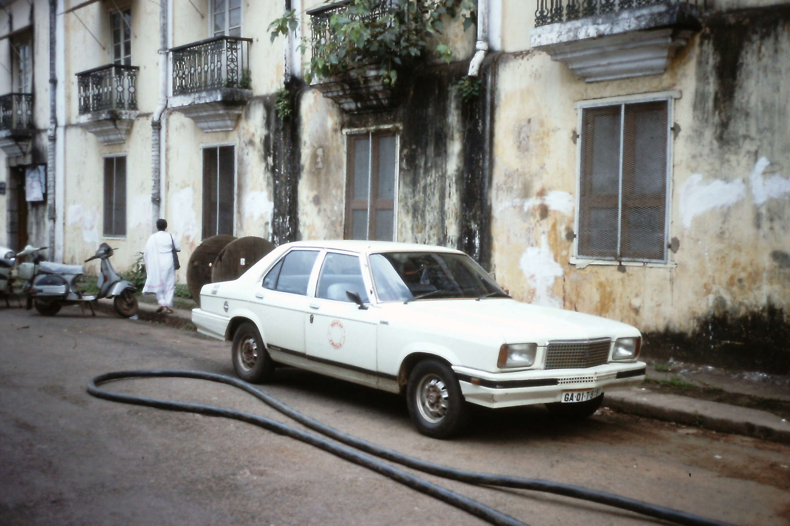Hindustan Contessa