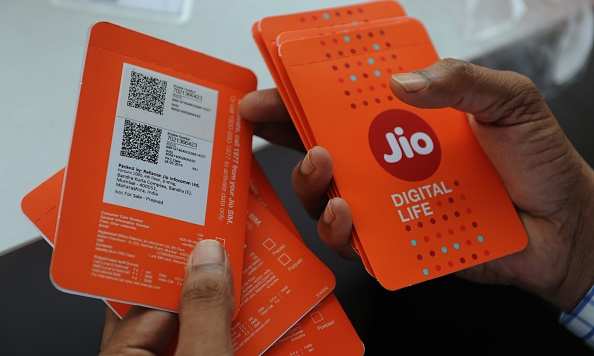 Now suspend Reliance Jio SIM card instantly using this feature
