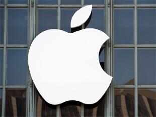 Secretive billionaire reveals how he toppled Apple in China