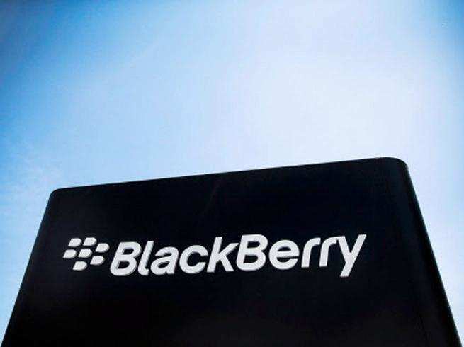 Freed of handsets, BlackBerry looks to software for return to glory