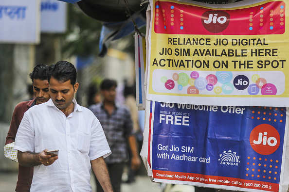 Reliance Jio offers 432 live channels and Hotstar premium service