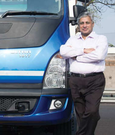 Ravindra Pisharody resigns from Tata Motors