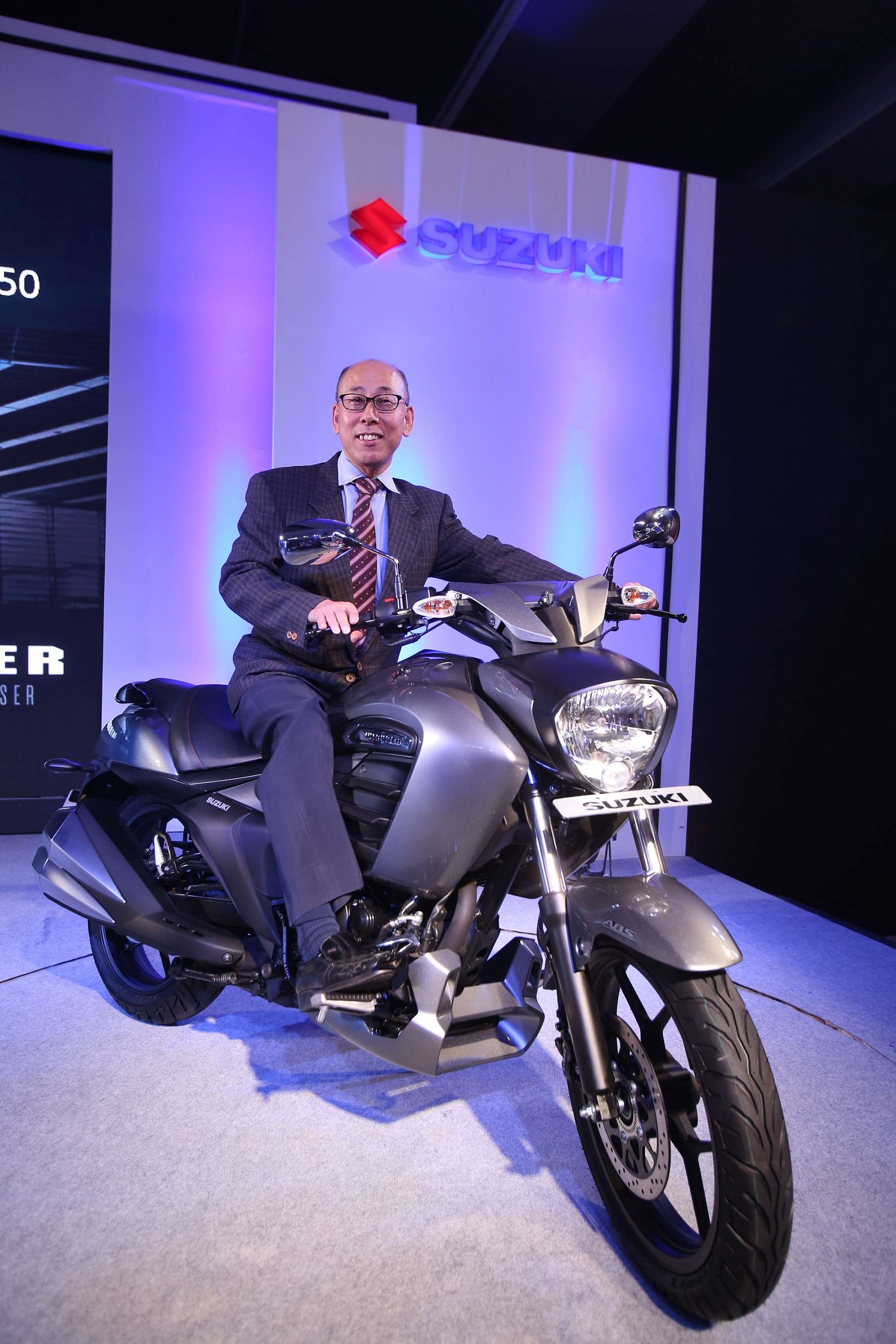 Suzuki Intruder Suzuki rolls out 155cc Intruder at Rs 98 340 ex