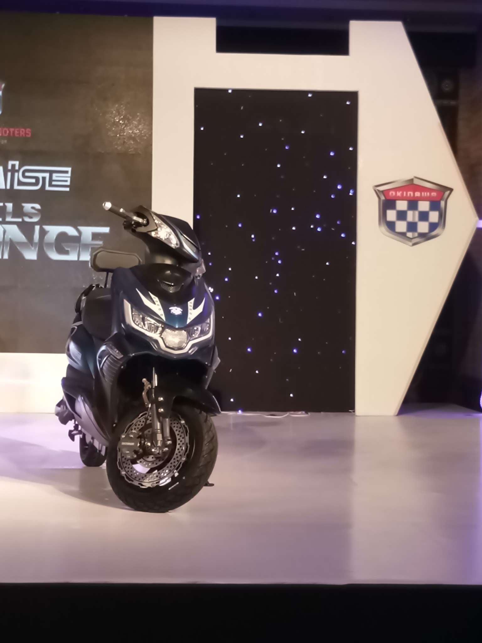 Praise Okinawa Launches Praise At Rs 59 9 Ex Showroom Auto News Et Auto