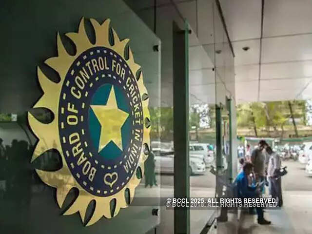 BCCI rights auction bidding crosses Rs 6000 crore; to continue on Thursday