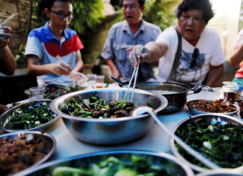 Over 100 tiny plastic bits present in every meal: Study