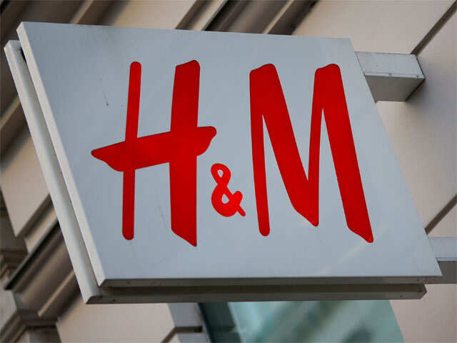 H&M growth hits a trough, may lose benefits at malls