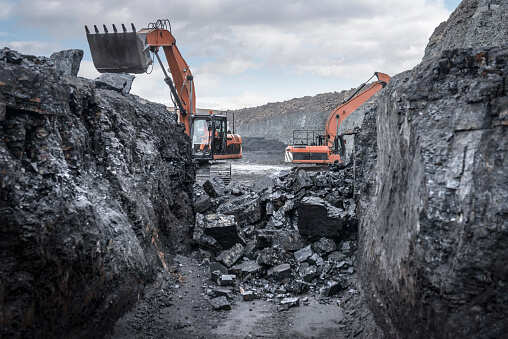 Coal shortage at power plants may push up spot prices in summer