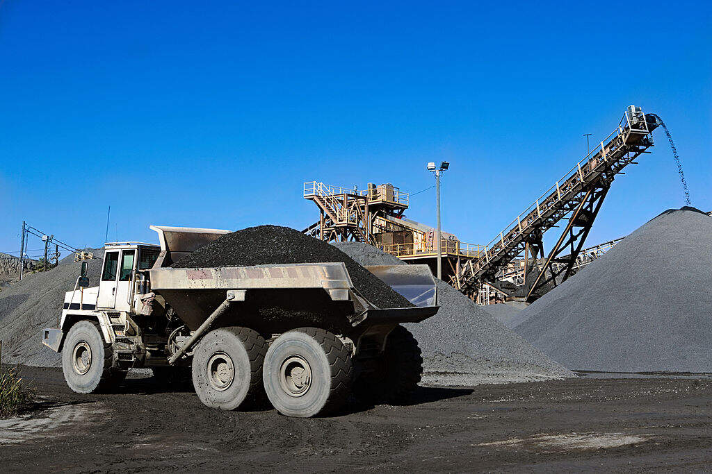Govt to auction 19 coal mines this quarter: coal secy Susheel Kumar