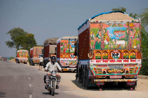 The complete guide to prevent and deal with seizure of goods under E-way bill
