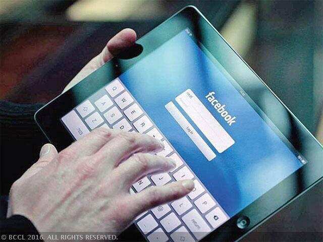 Facebook privacy drive may crimp some political campaigns