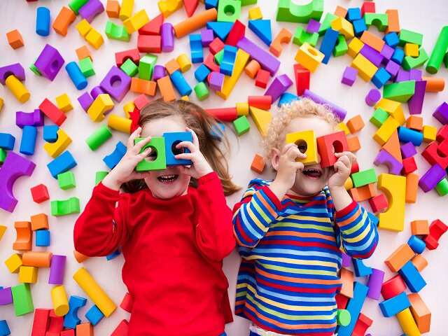 Lego, Amazon start platform for interactive building block game