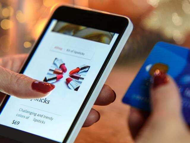 Making moolah with fakes: Amazon, Flipkart & Snapdeal waging a war against counterfeit suppliers