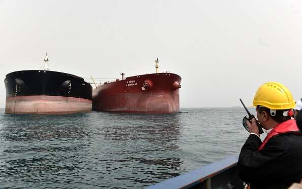 U.S. record oil exports bite into Russia, OPEC market share in Asia