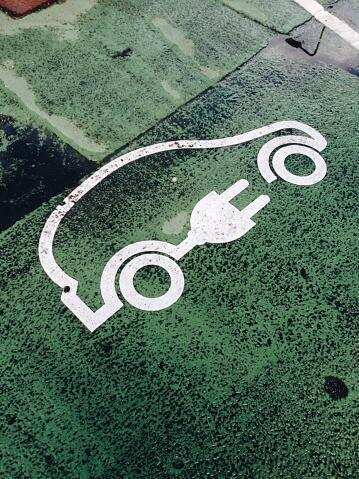 The company says it will spend $160 million to buy, renovate and retool the factory, which will serve as the company's main US manufacturing plant. It plans to employ up to 467 workers. 