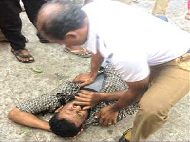 Traffic head constable performs CPR, helps save life of accident victim at Egmore signal