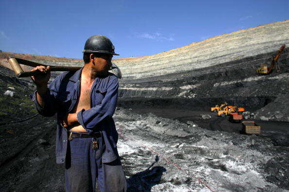 China's coal province imposes special emission caps on industry