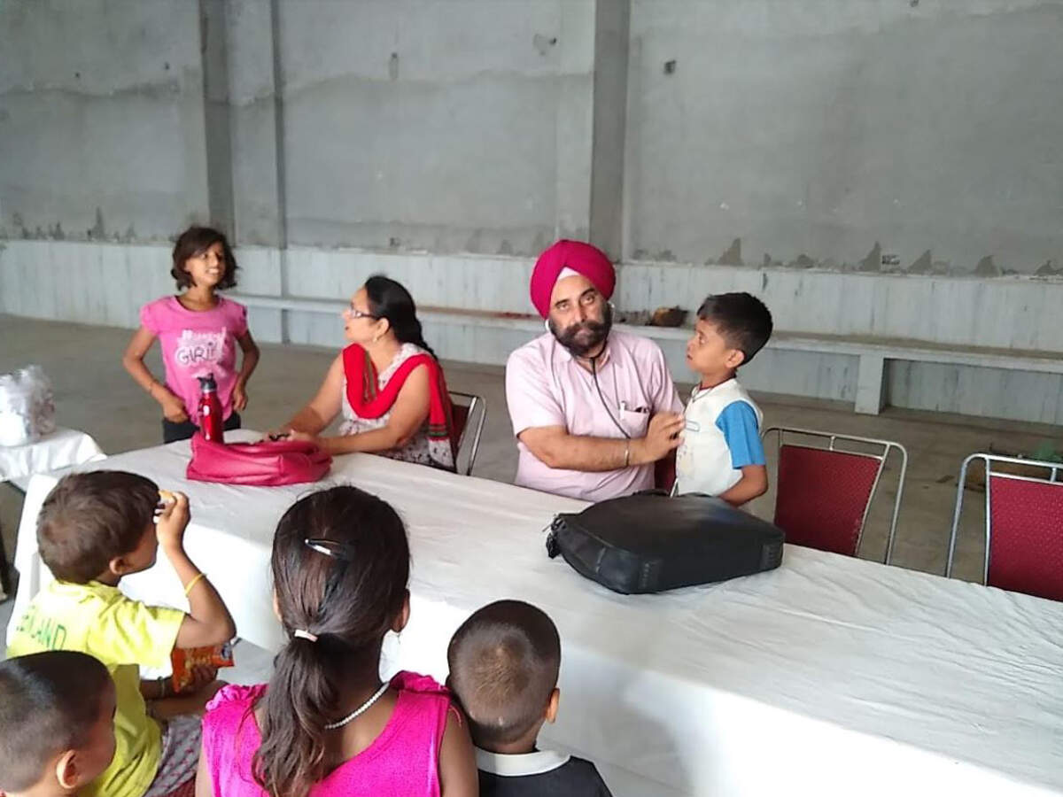 Ludhiana: Health department's doctors examine over 3000 patients in 21 medical camps