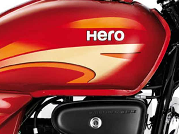 comparison between bajaj auto and hero motocorp