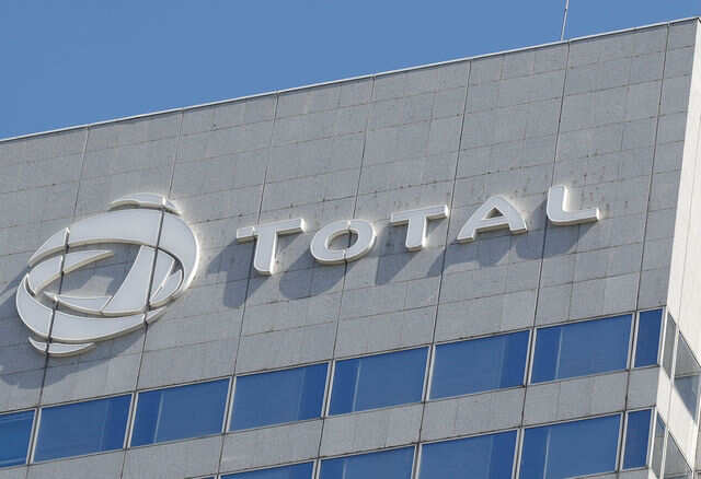 Strike continues at Total's North Sea oilfields, talks planned
