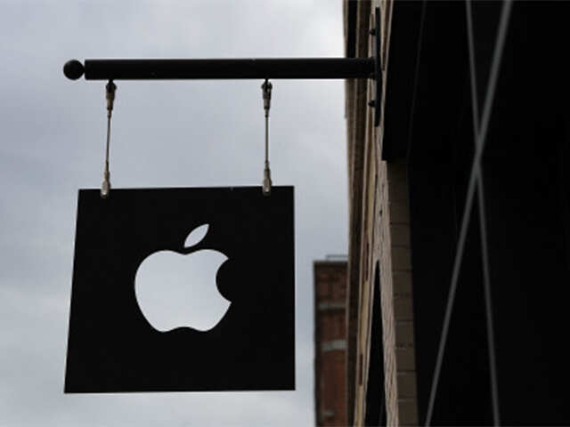 Apple building team to develop own health chips