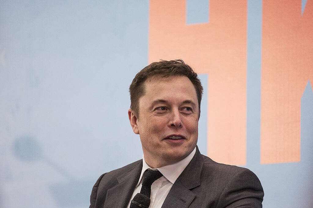 Musk bid for Tesla - no formal offer, no firm deals with advisers