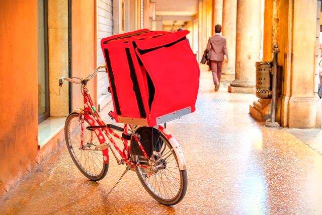 Food delivery services benefit eateries, residents