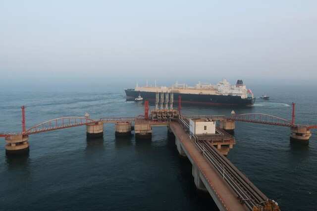 China's CNOOC to offer third party access to its LNG terminal