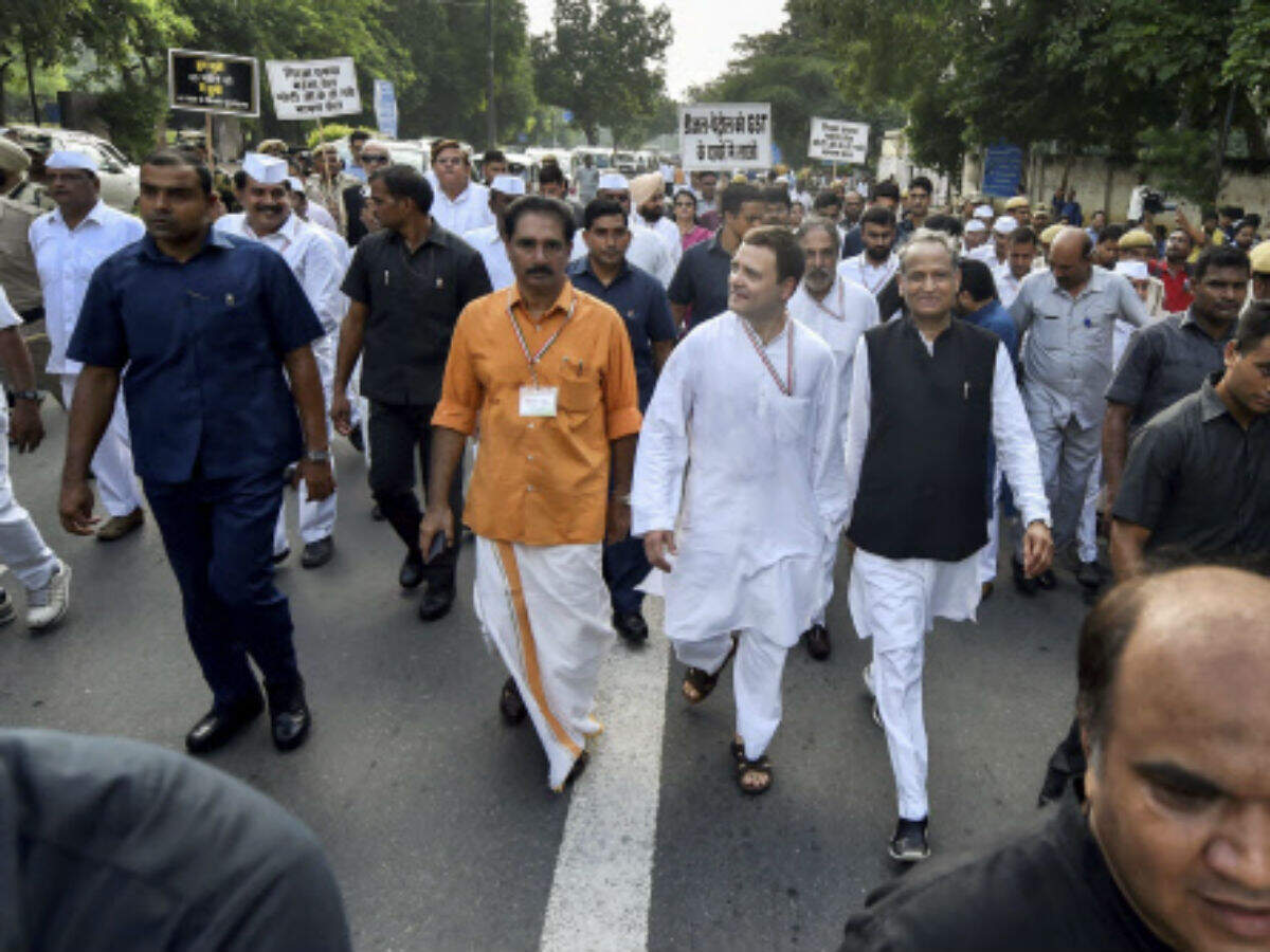 Opposition parties led by Rahul Gandhi kickstart 'Bharat Bandh'