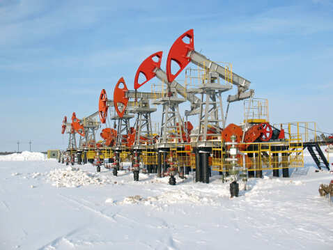 Oil slips from four-month highs on economic concerns