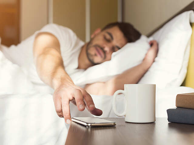 Don't have a regular sleep schedule? You are more likely to have high BP, sugar