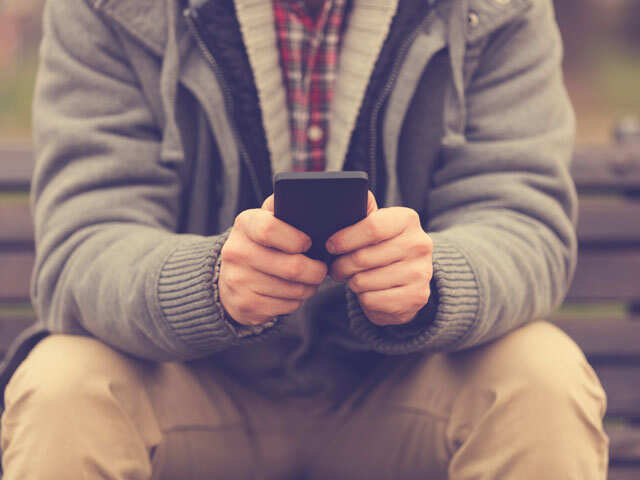 With a Murdoch in charge, a startup leads the way on mobile video series