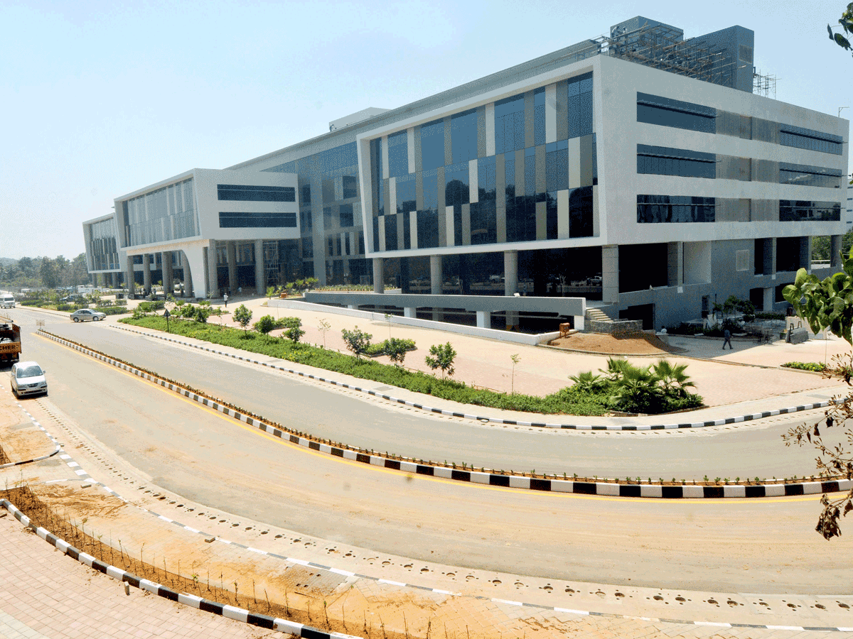 SmartCity Kochi to accelerate IT township project