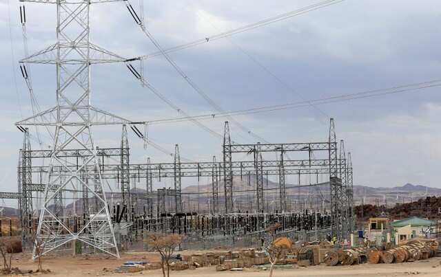 Spot power rate at decade high of Rs 18 per unit