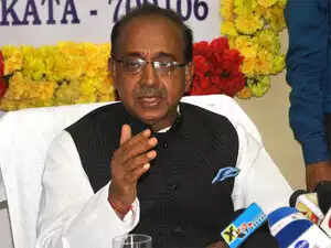 Vijay Goel leads cycle rally, demands Delhi government to reduce VAT on fuel prices