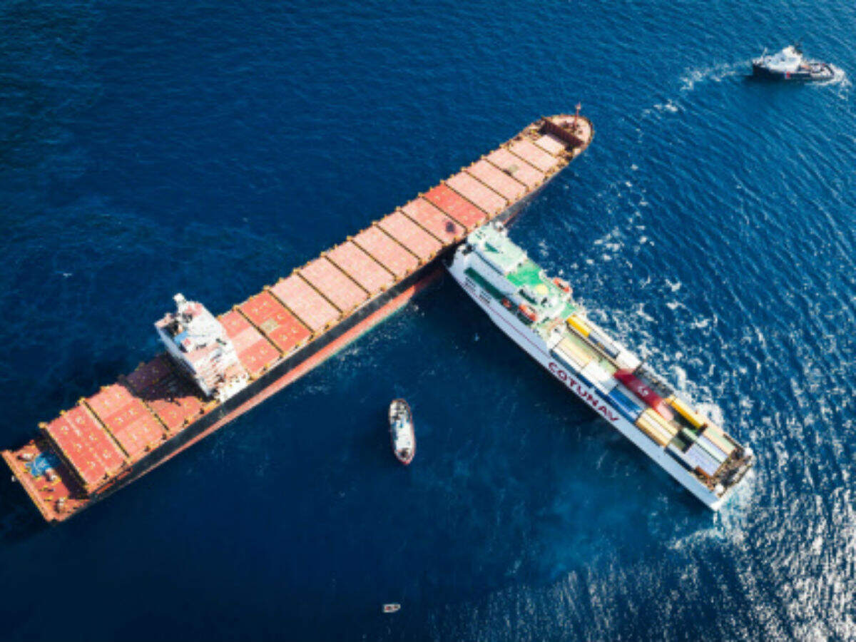 Race to clean up oil spill after cargo ships collide off Corsica
